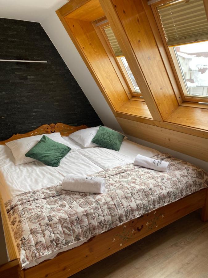 Willa Goralskie Spanie Zakopane Exteriör bild